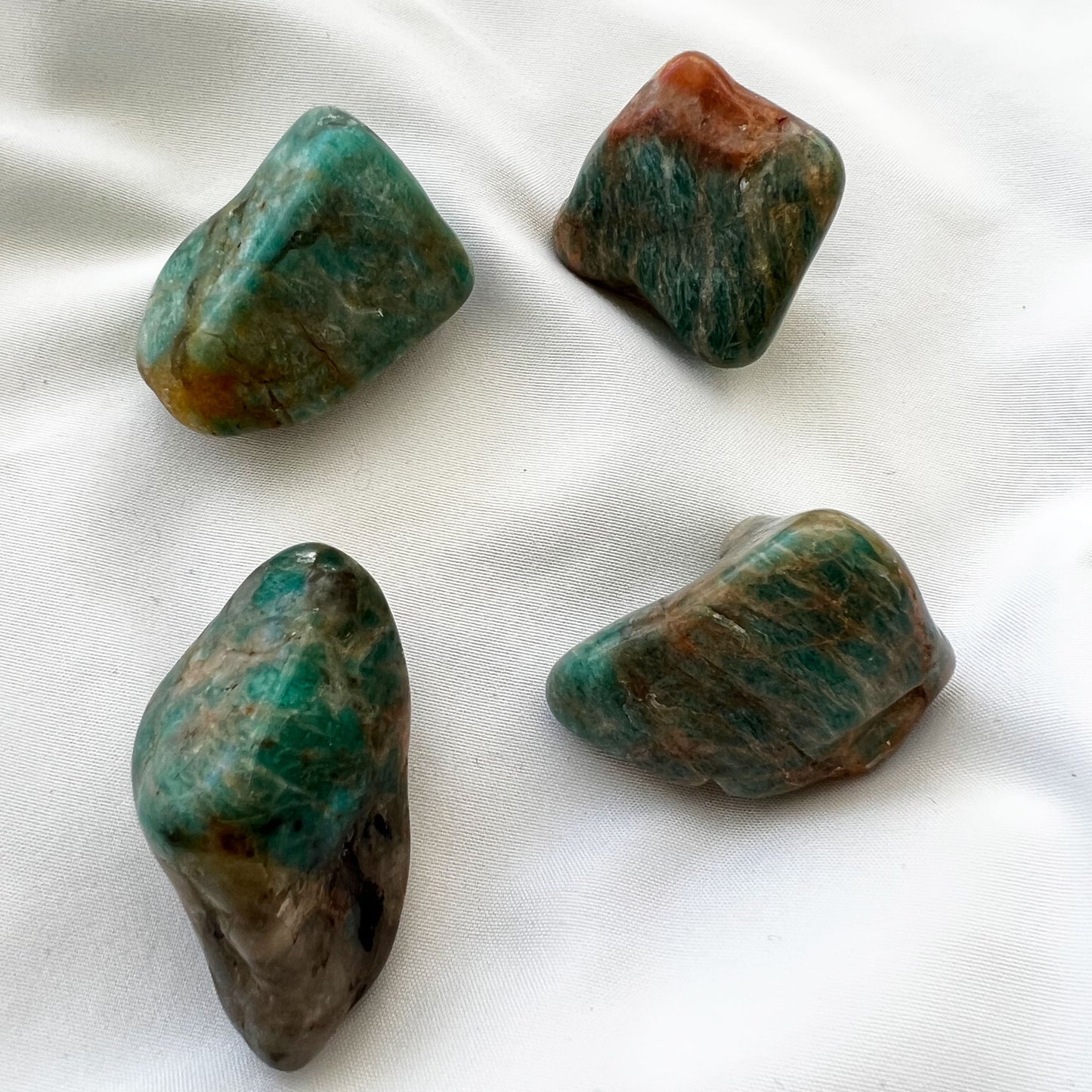 AMAZONITA | Calma, equilibrio y comunicación