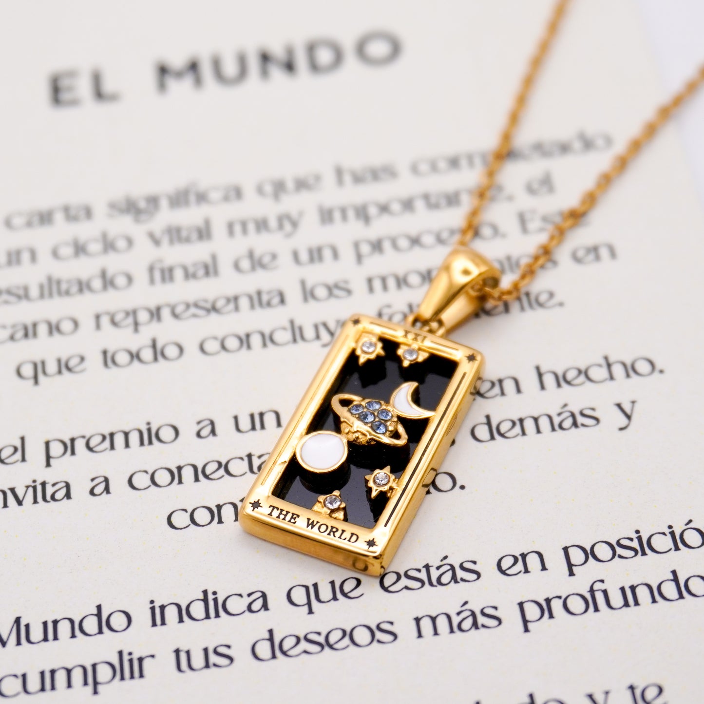 El Mundo Tarot  Collar