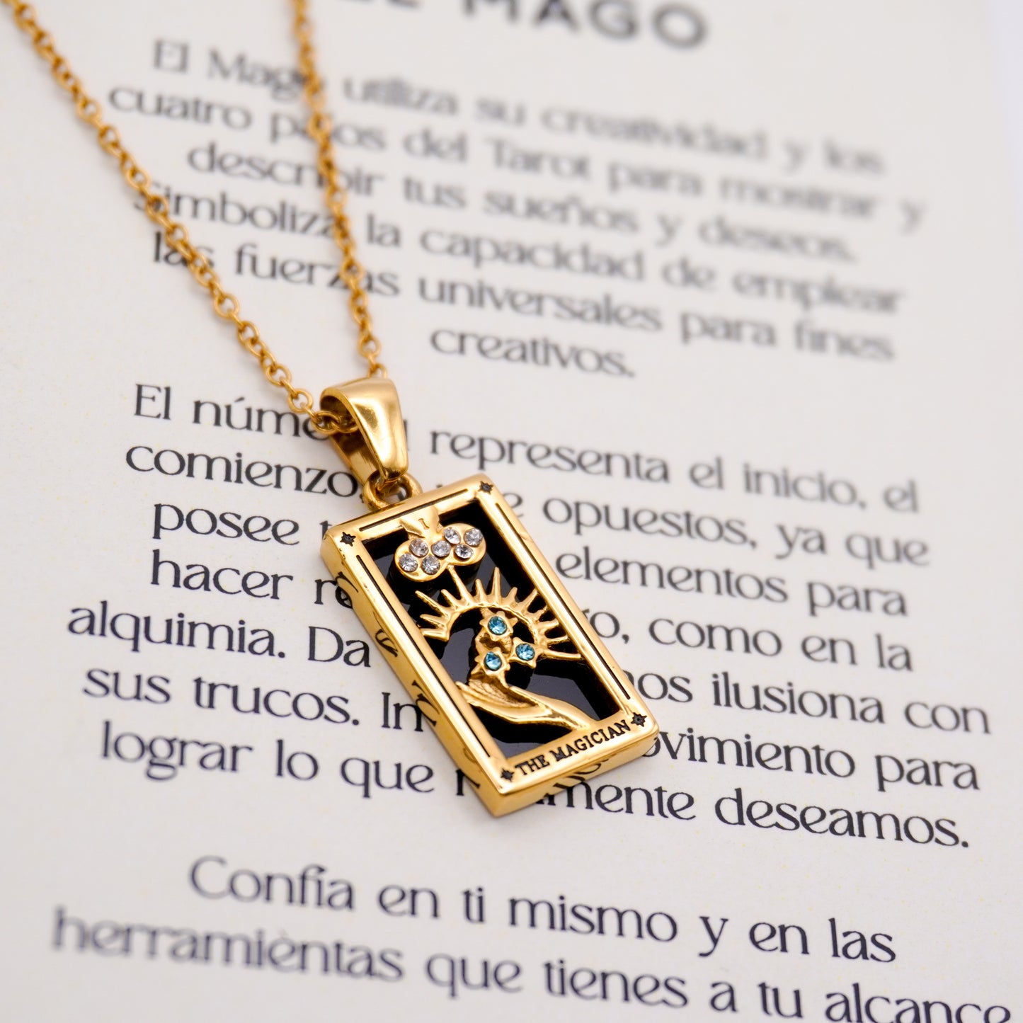 El Mago Tarot Collar